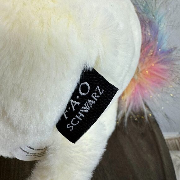 FAO Schwarz Dreamies Lion Plush Rainbow Mane and Tail Stuffed Toy Animal Cream - Picture 8 of 13